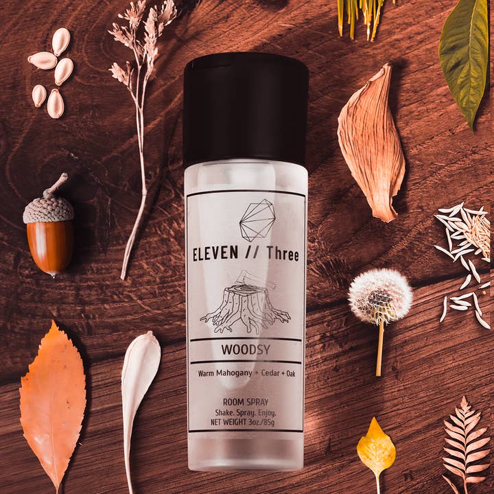 ELEVEN//Three - Vente Bougie en bocal - Bougie Boisée Chaleureuse en Acajou Cèdre Chêne5