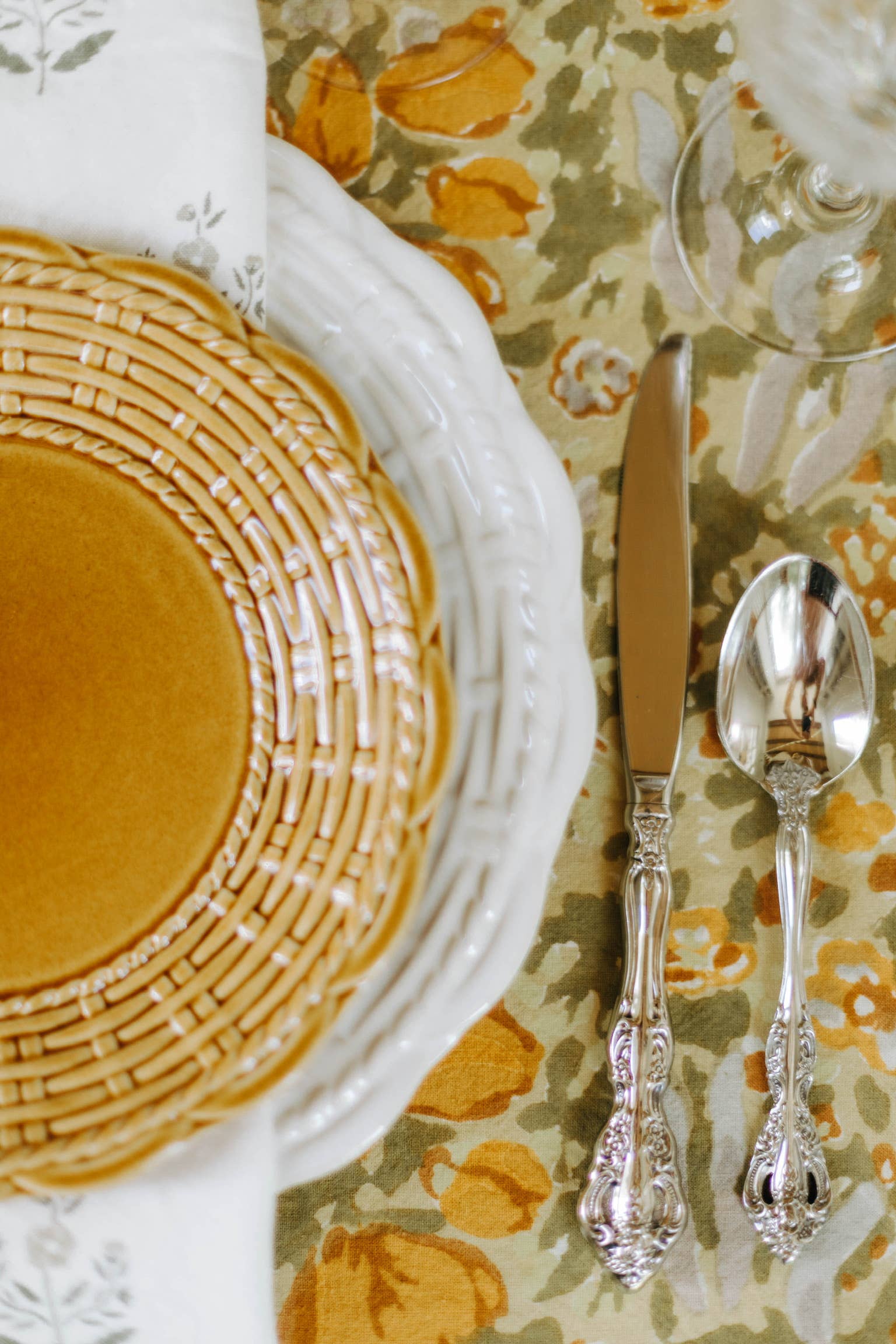 Provvista Designs - Wholesale Salad Plate - Basket Jubilee Salad Plate2