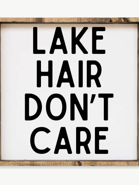 Seehaar ist mir egal gerahmter Druck – Dekoration für Ferienhaus oder Hütte für den Großhandel von Williamraedesigns