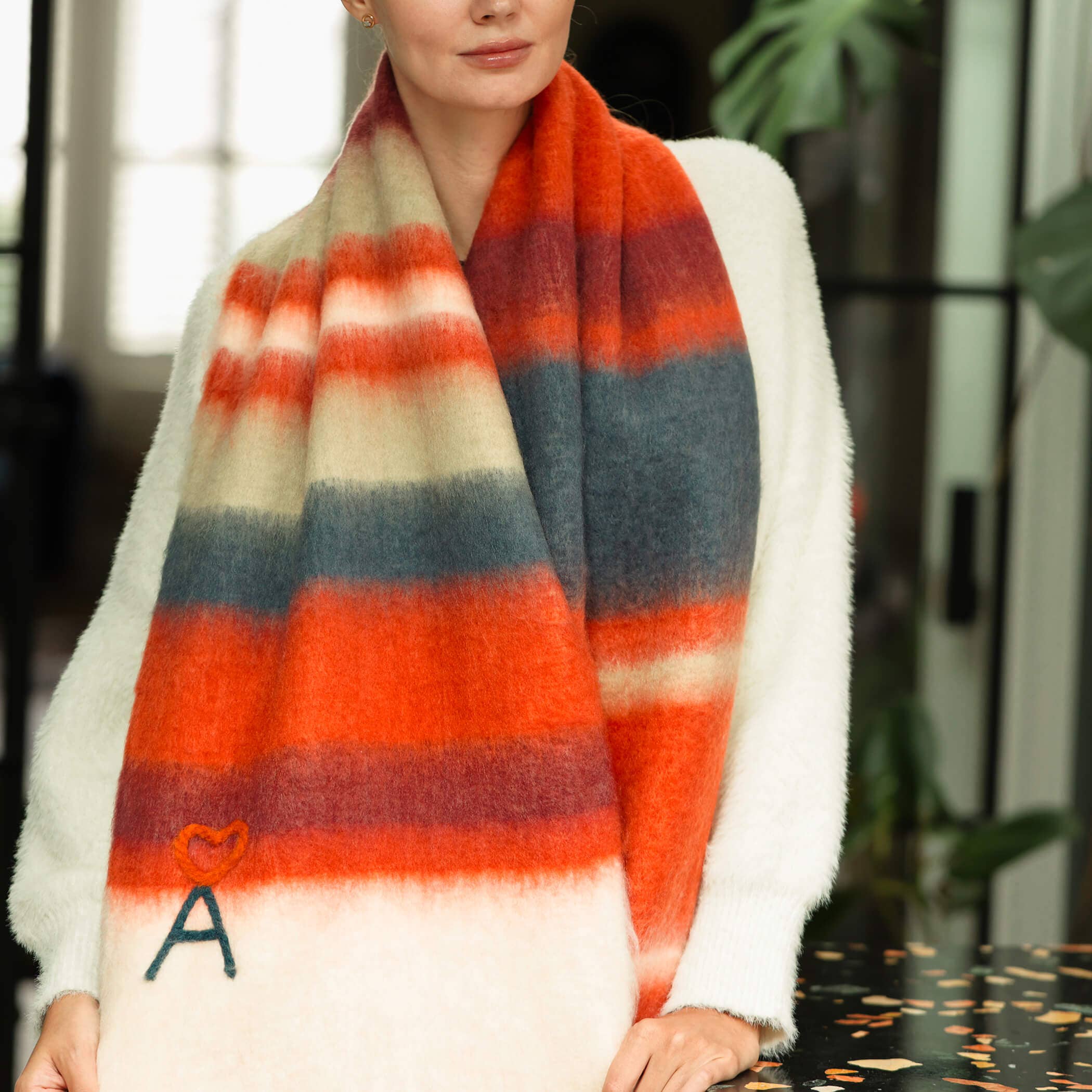 Studio Hop - Vente Écharpe – femme - Écharpe épaisse à rayures rouges corail1