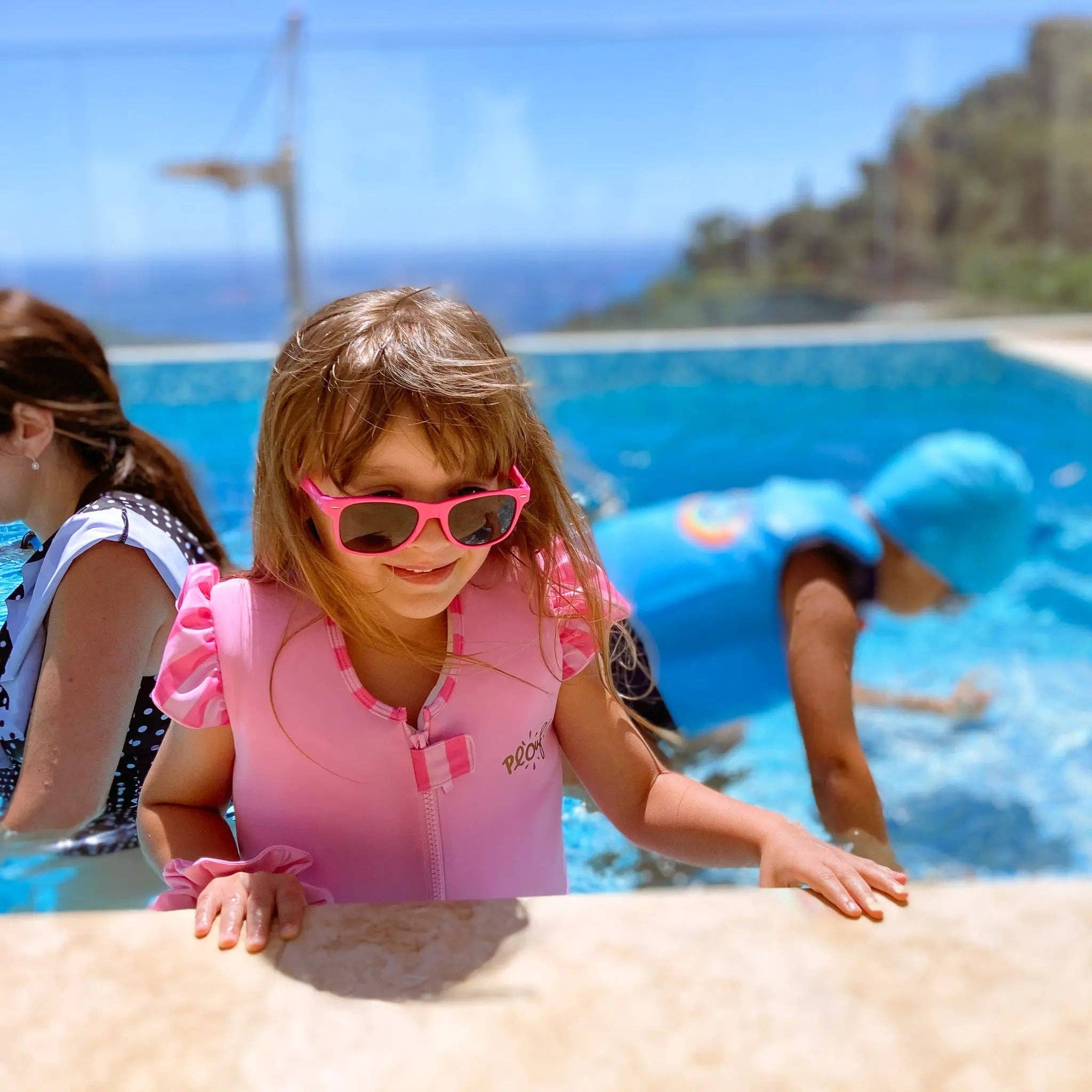 Pink Girls' floating swimsuit: Zoé for wholesale on Faire3