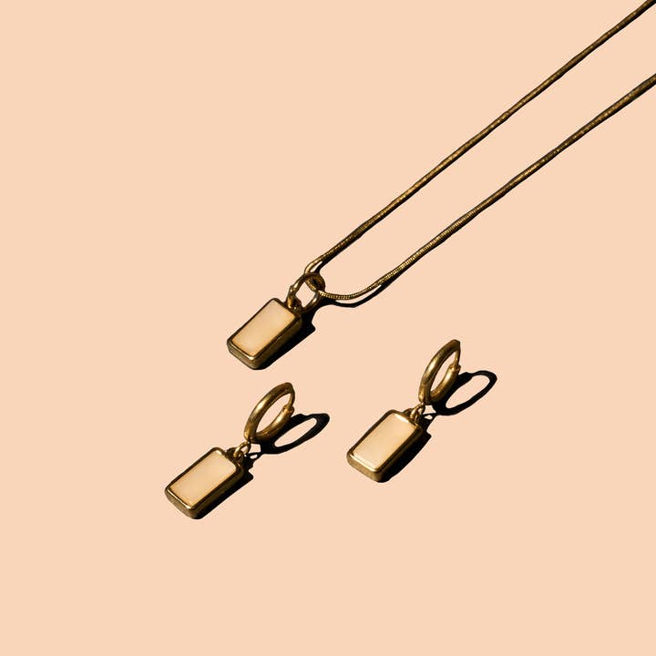 Peter and June - Wholesale Pendant/Charm Necklace - Vanessa Necklace - 18K Gold Plated5