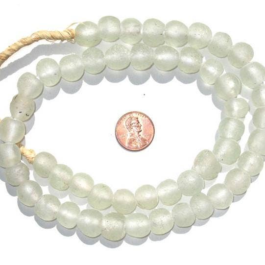 Perles de verre recyclé transparent 14 mm pour la vente par The Bead Chest