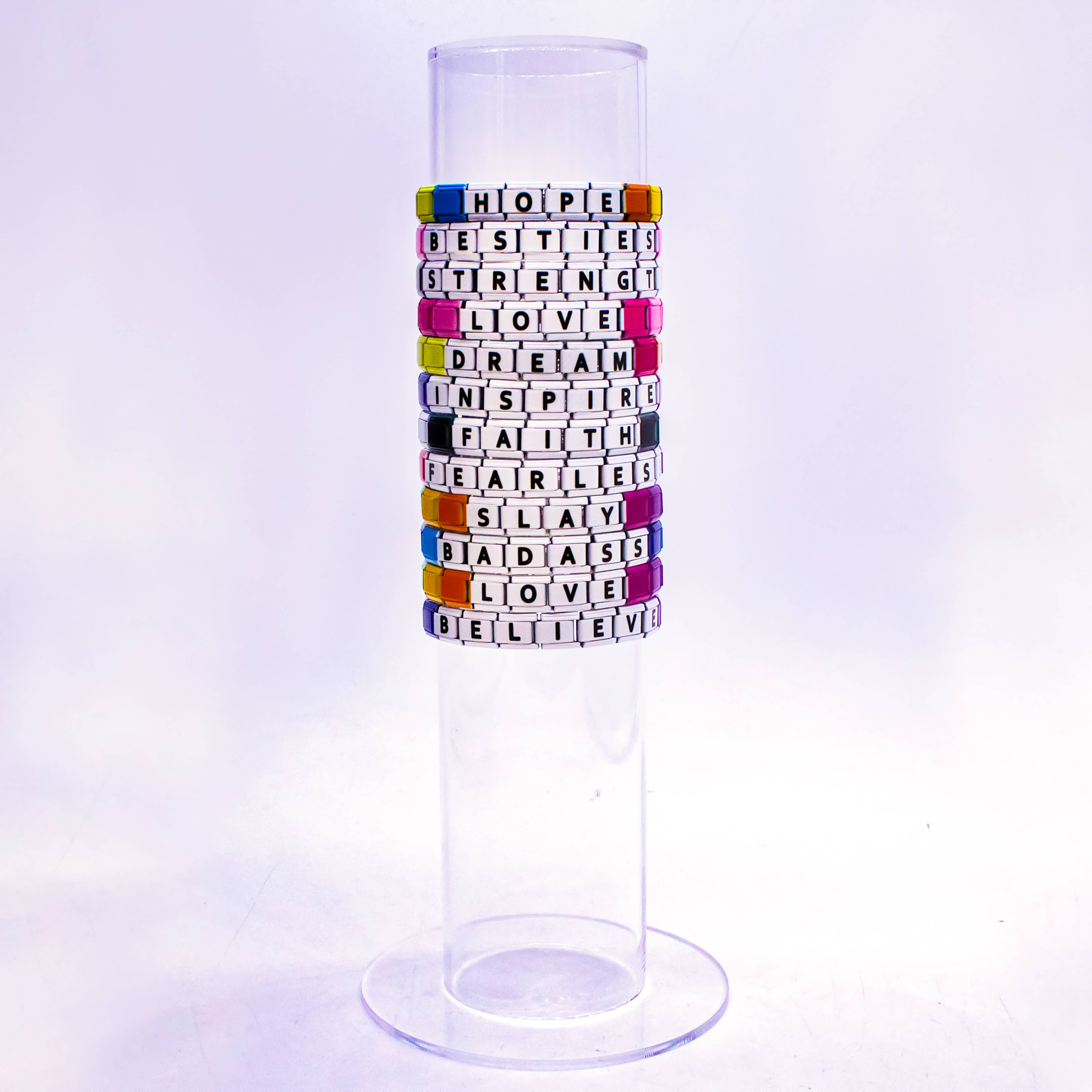 Frog Sac - Vente Supports et présentoirs à bijoux - Support pour bracelet en acrylique transparent de 9,5 pouces1