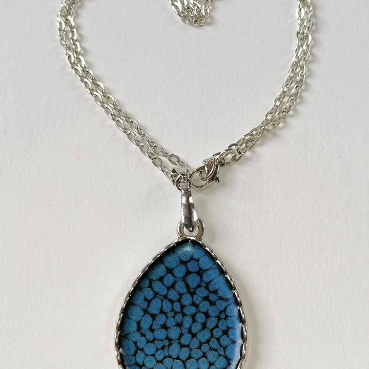 Adorno azul marino plateado para venta al por mayor de Blue Moon Bijoux