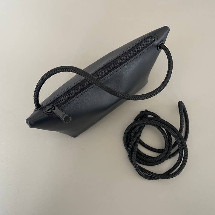 Marieke Jacobs - Wholesale Pouch - Women's - CORD pouch - leather - grayscale tones