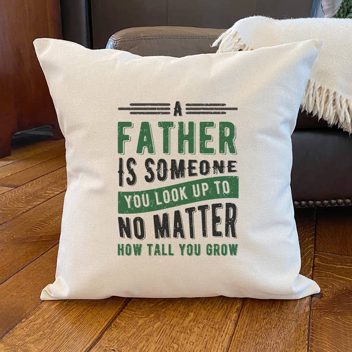 Father Look Up To - Coussin carré en toile pour la vente par North & Pine
