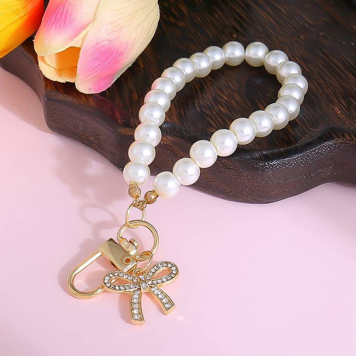JOSSLYN by wall to wall - Wholesale Keychain Bracelet - PEARL BOW HEART SEASHELL BAG KEYCHAINS | 40KC134