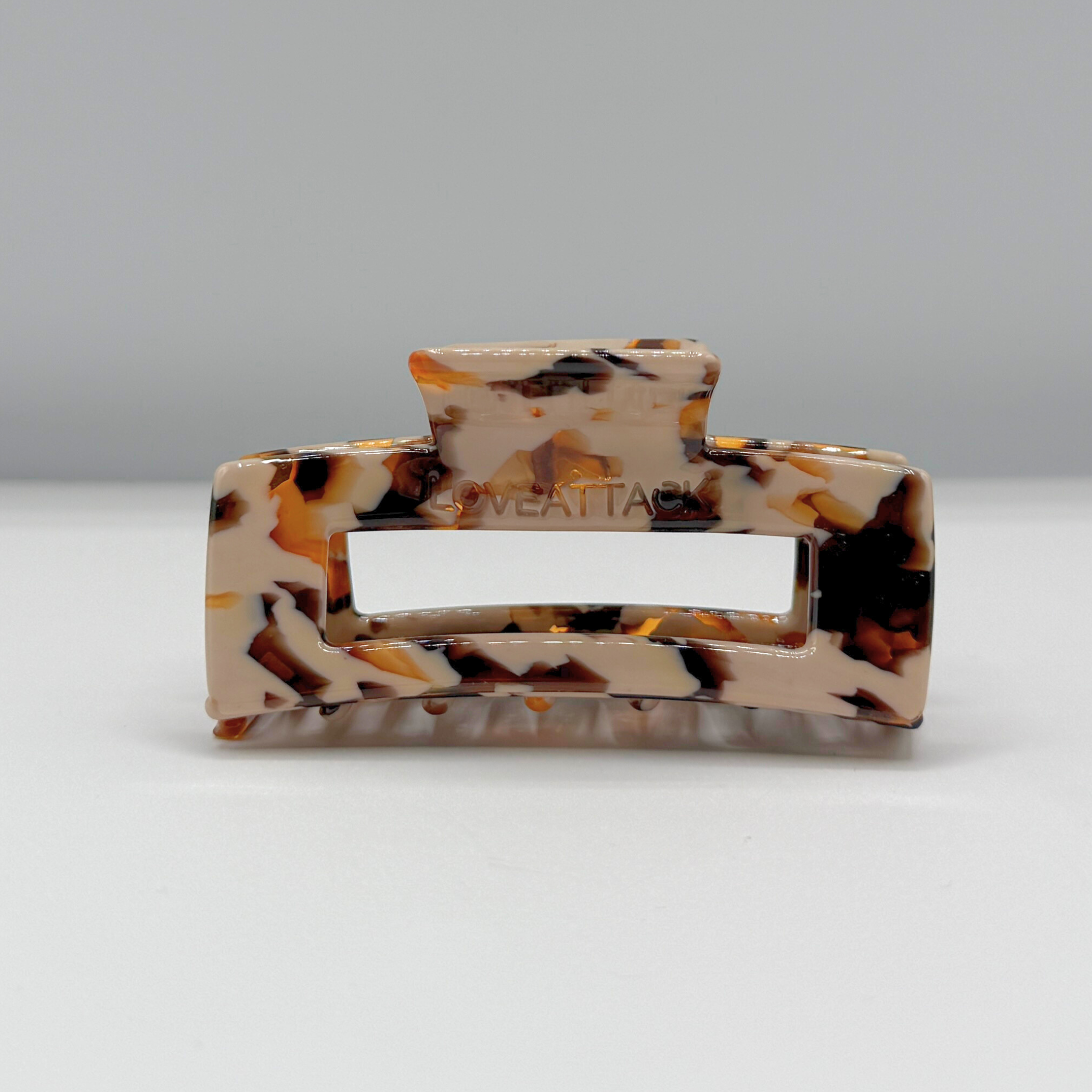 Love Attack - Wholesale Hair Clip - Women's - Sara Cellulose Acetate Hair Claw Clips55