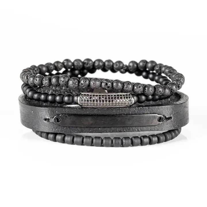 Pile de Domination Blackout pour la vente par The Dark Men