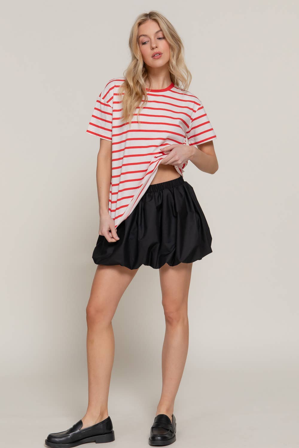 Active Basic | Active USA - Wholesale Gebreide top - Dames - Oversized T-shirt met korte mouwen en ronde hals in Y/D-strepen17