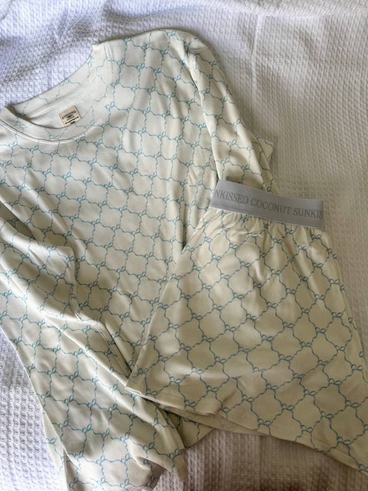 Pale Yellow Luxurious Coquette Bow Pajamas for wholesale on Faire