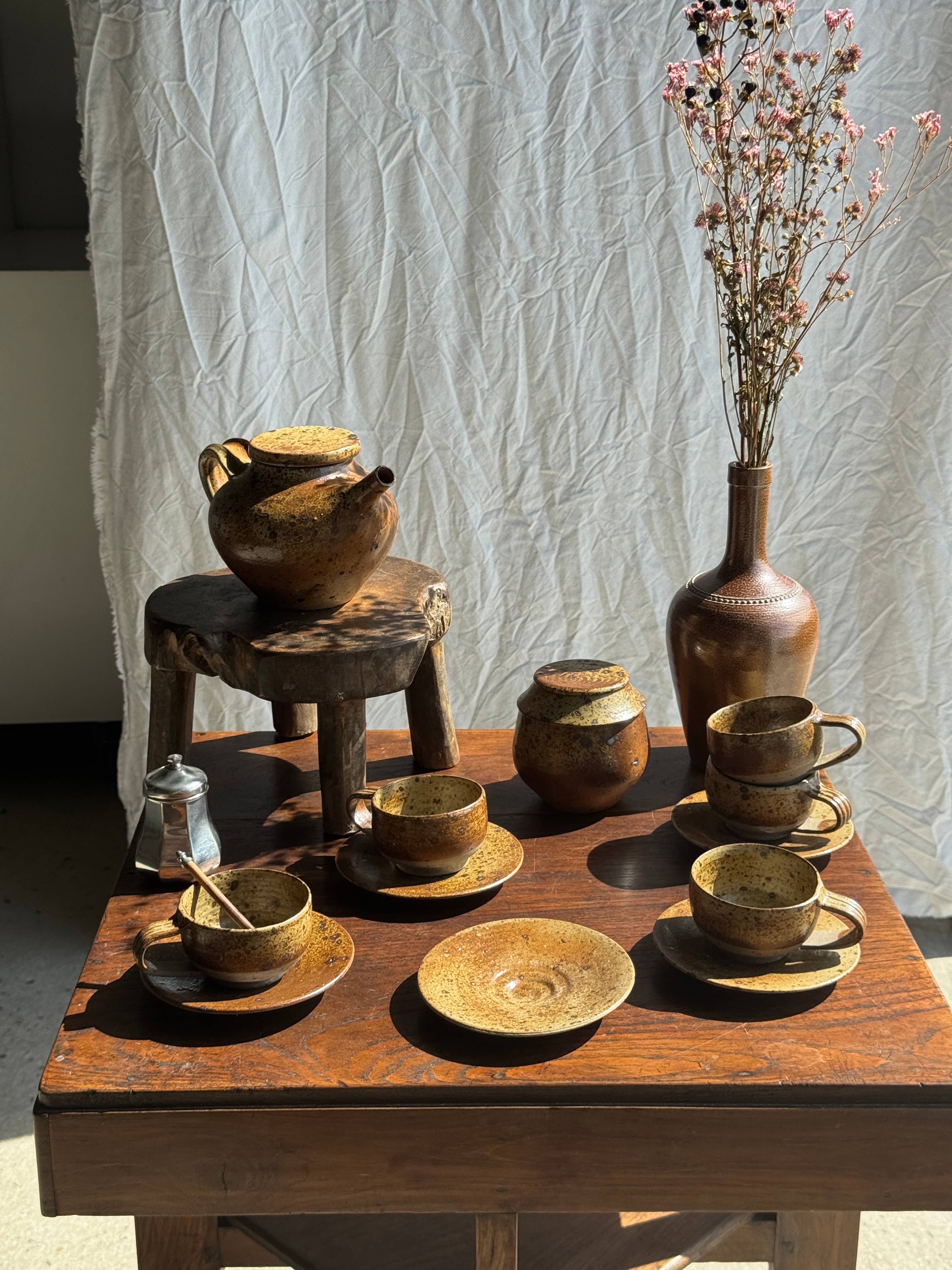 brown Small stoneware tea set with teapot, cups, sugar bowl for wholesale on Faire41