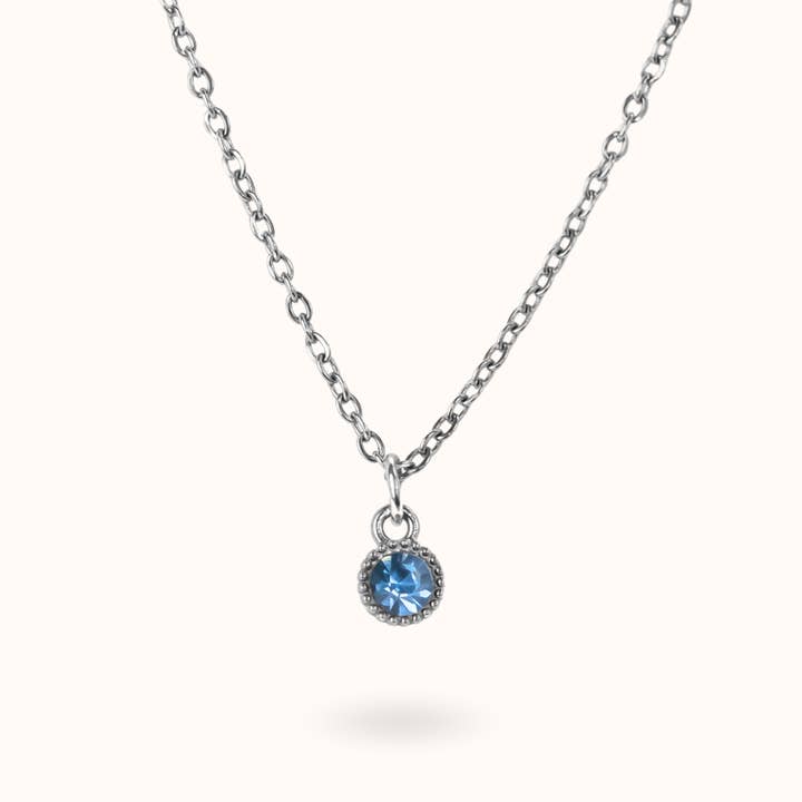 Piccola collana con pietra di nascita in argento per la vendita all'ingrosso da parte di Blue Buddha Jewelry