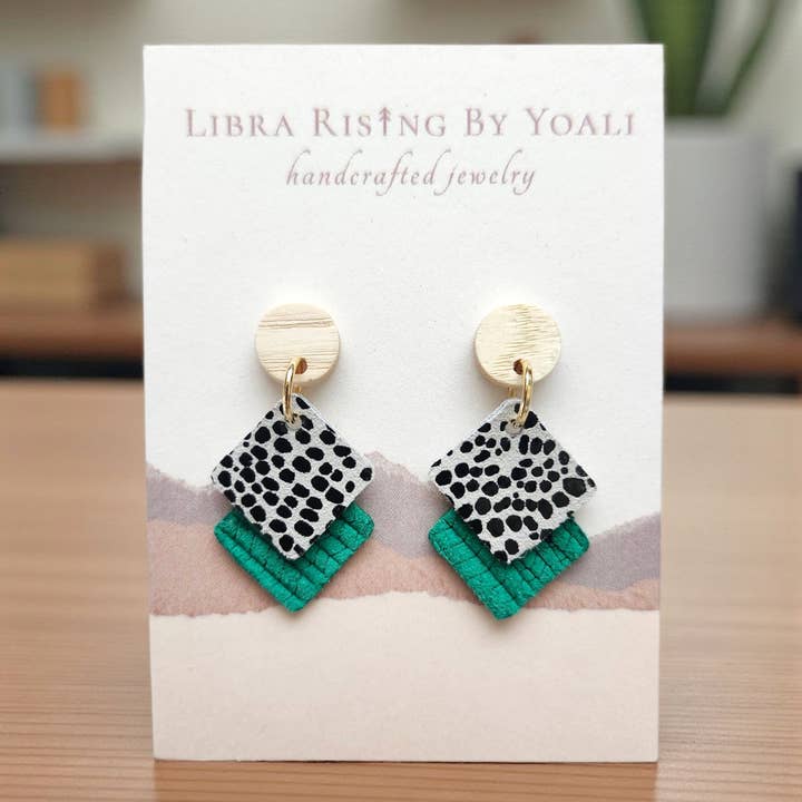 Addie em Micro Luxe e Pele Verde Esmeralda por atacado de Libra Ris↟ng By Yoali