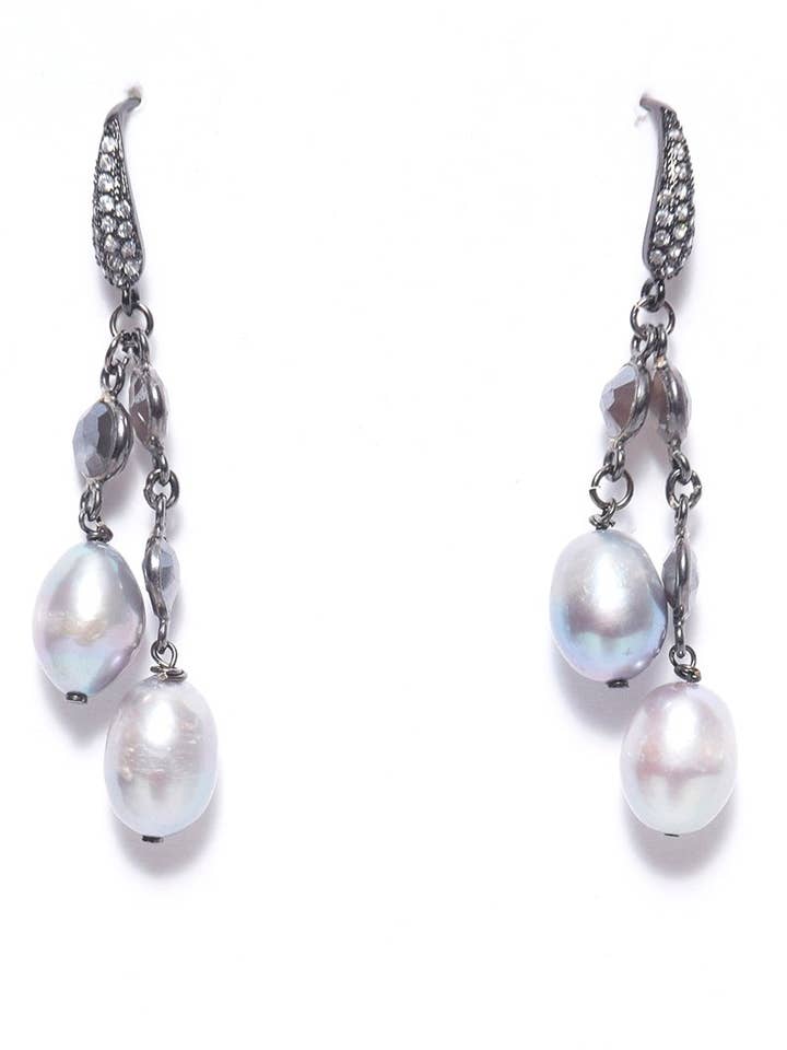 Boucles d'oreilles en perles bleues et labradorite pour la vente par Jocelyn Chemel