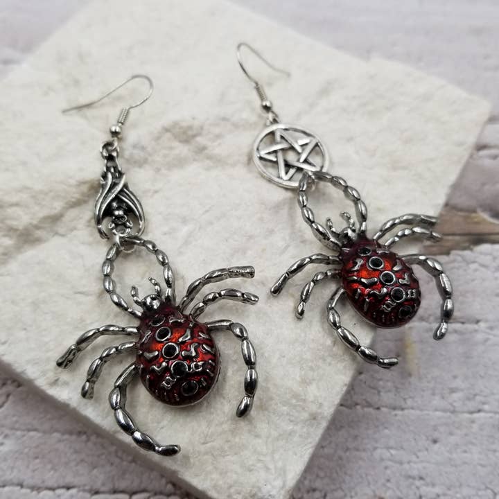 Halloween Spider Queen Earrings for wholesale by Treasure Wholesale