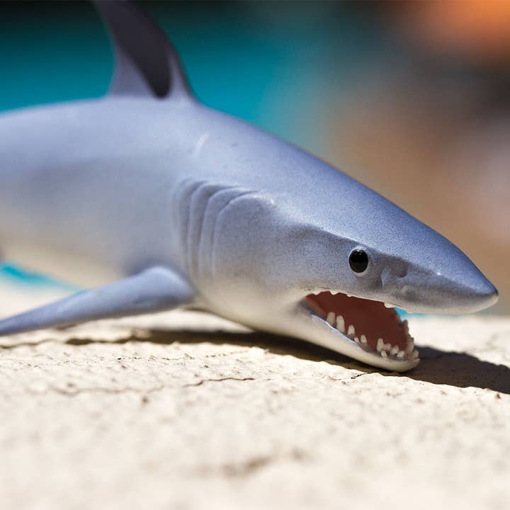 Safari Ltd. - Wholesale Figurine Toy - Kids - Mako Shark Figurine Toy for Kids4
