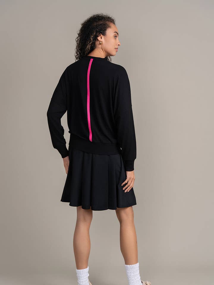 Sweat-shirt confortable avec boutons en strass pour la vente par Ellwi Design