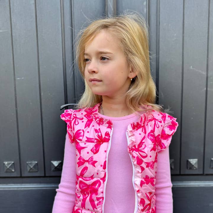 Gilet Fuchsia Coquette Filles pour la vente par Clover Cottage