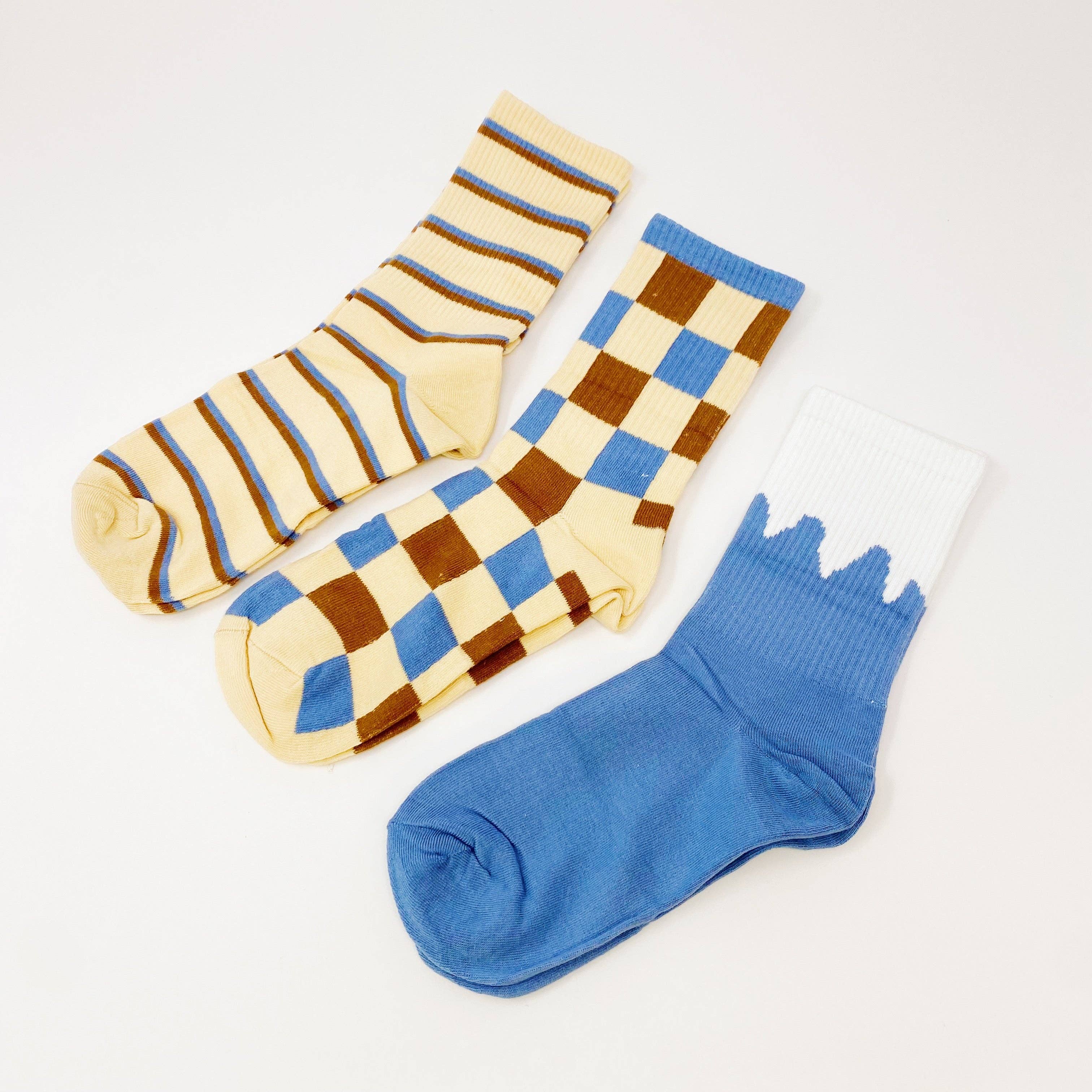 Ellison+Young - Wholesale Socks - Women's - Trendy Pattern Trio Socks Set3