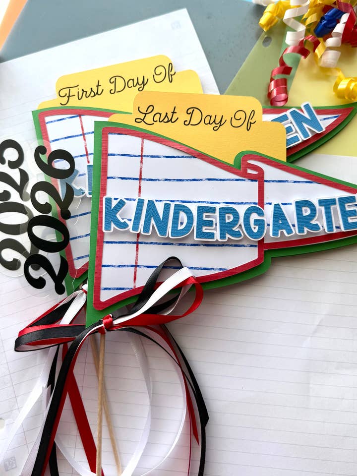 Fanions pour le premier jour d'école et le dernier jour d'école pour la vente par Scarlet Paperie