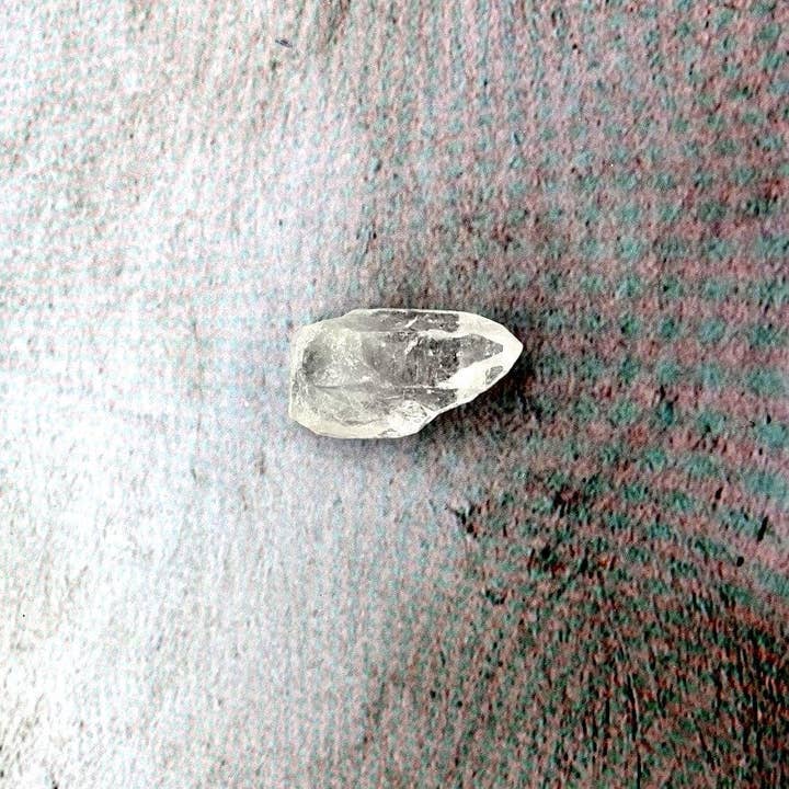 Rock Paradise - Wholesale Spiritual Stone/Crystal - Crystal Quartz Natural Stone - Rough Crystal