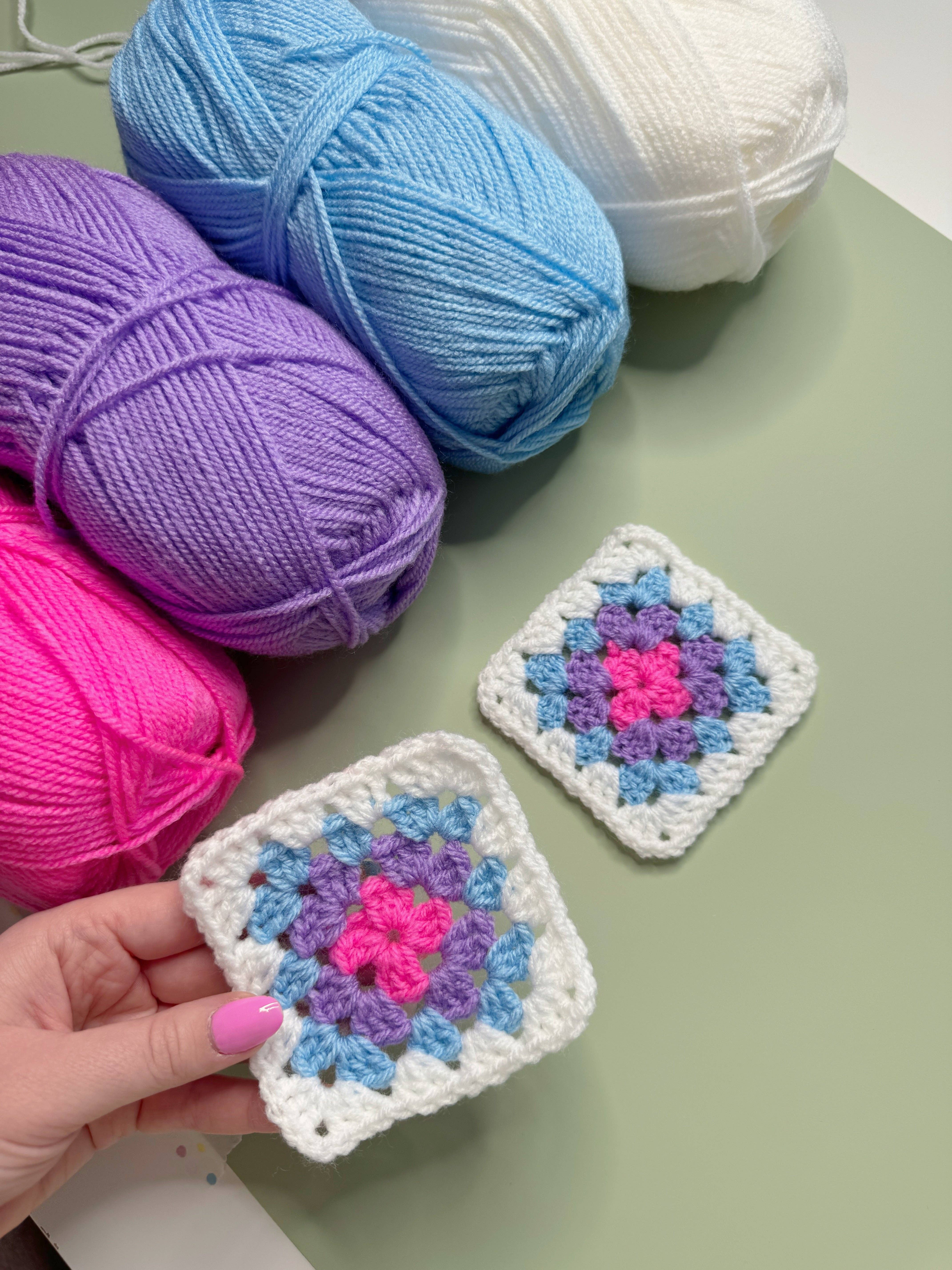 Emily's Weaving - Wholesale DIY Craft Kit - DIY Crochet Granny Square Craft Kit1