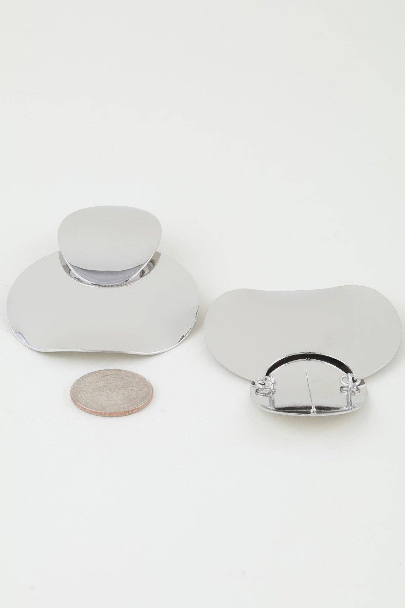 CC Wholesale Clothing - Wholesale Dangle Earrings - Shiny Minimal Petal Drop Earrings2