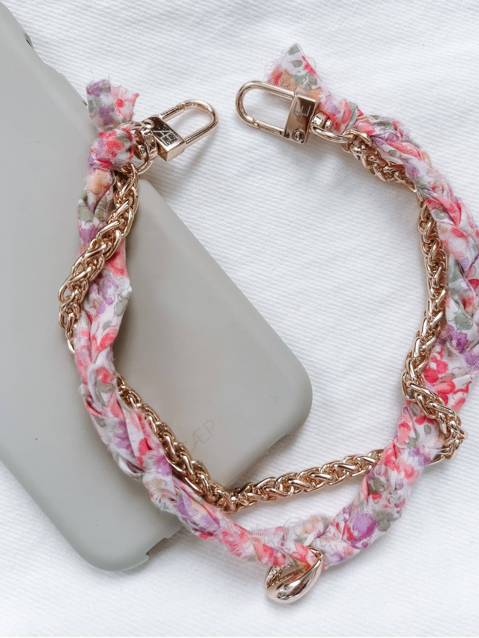 THE CÆP - Wholesale Riem voor telefoonhoesje - Zara Telefoonpolsbandje1