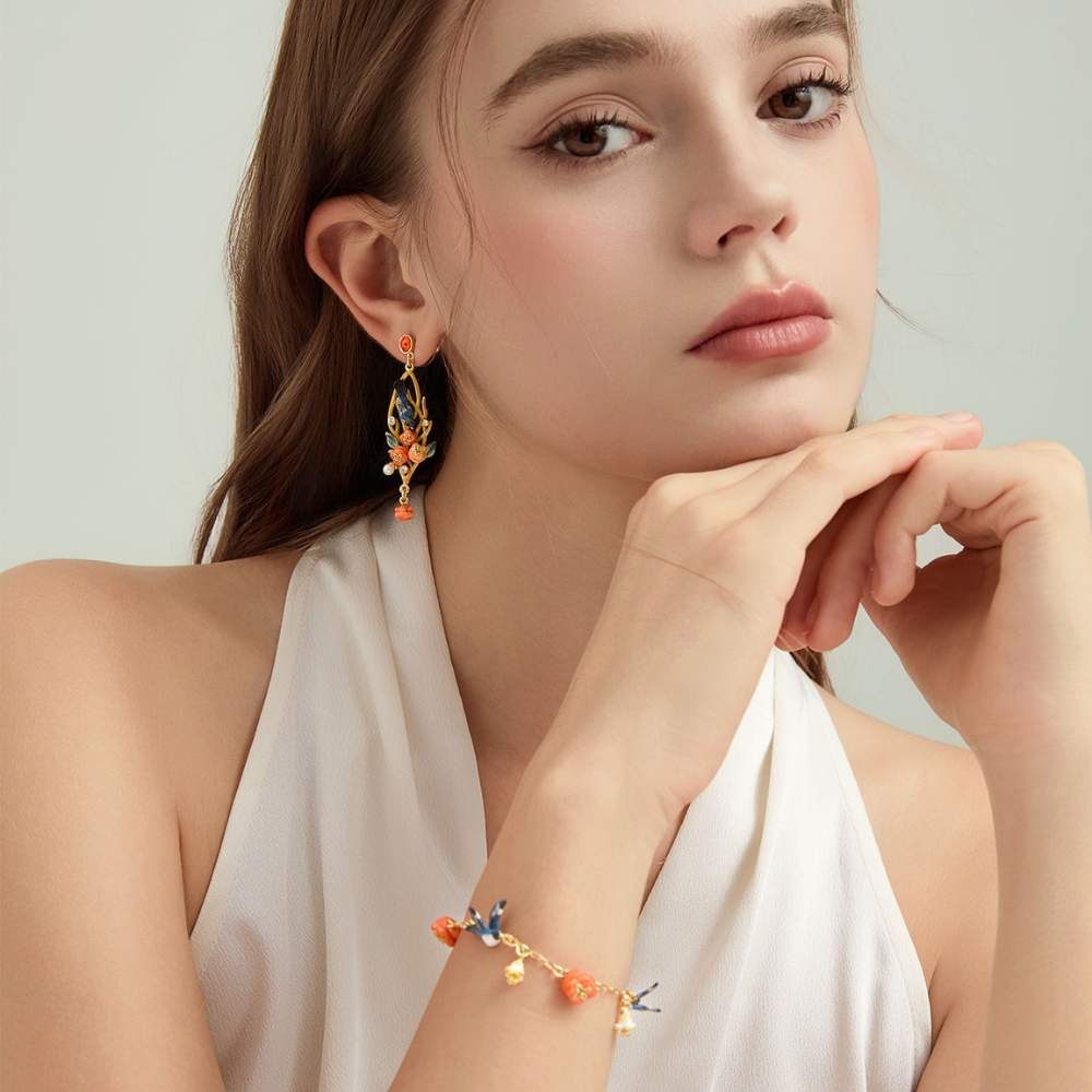 Verdivine – wholesale Dangle earrings – Persimmon Magpie Earrings1