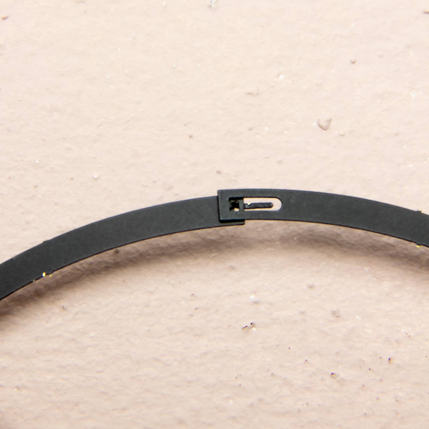 Botanopia - gifts , decor and cards for plant lovers - Wholesale Trellis - Black Brass Chain - Plant Support for climbing plants8