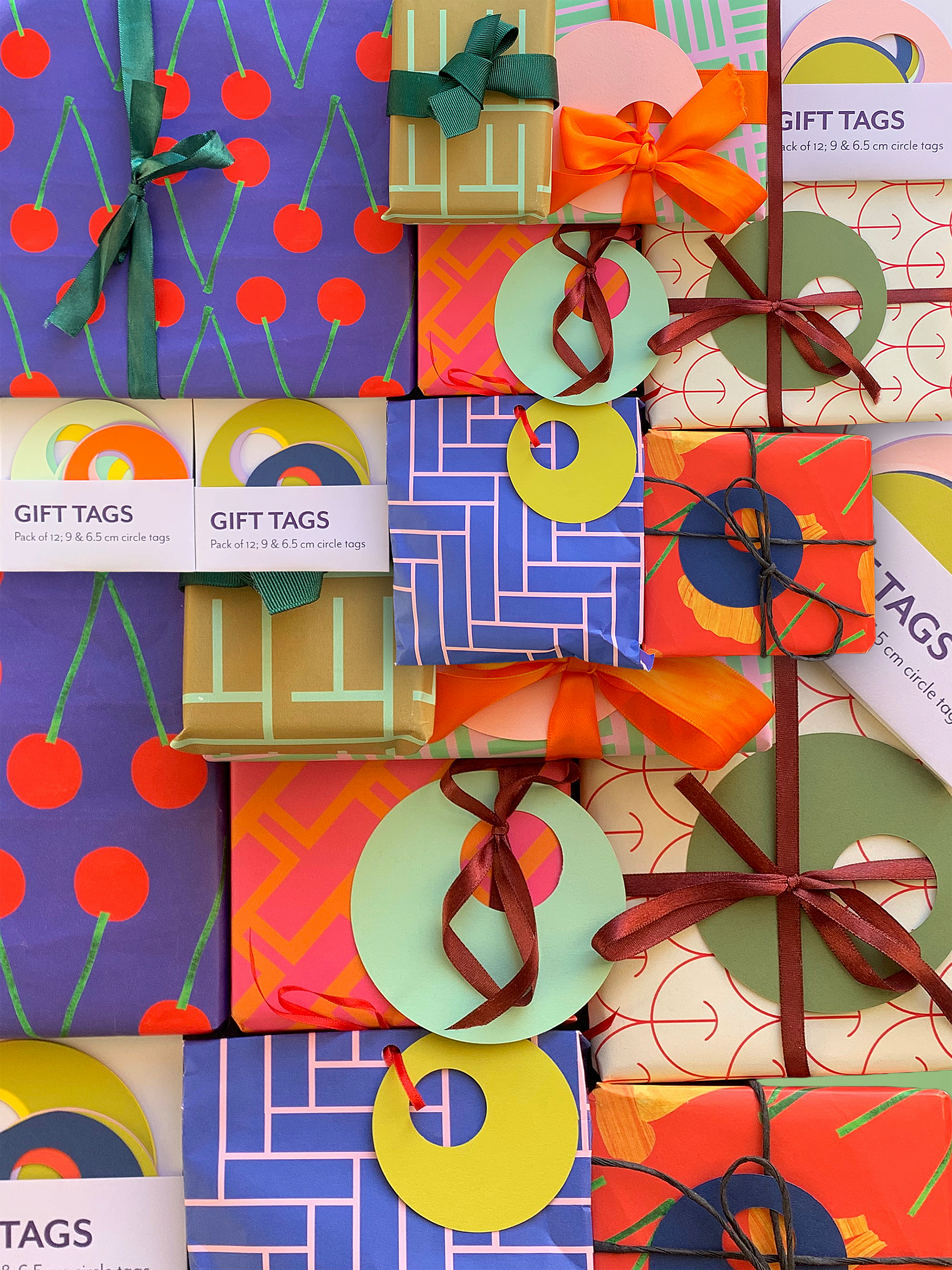 TenTa - Wholesale Gift Tag - Artisanal Hand-Cut Circle Gift Tag (Pack of 12)4