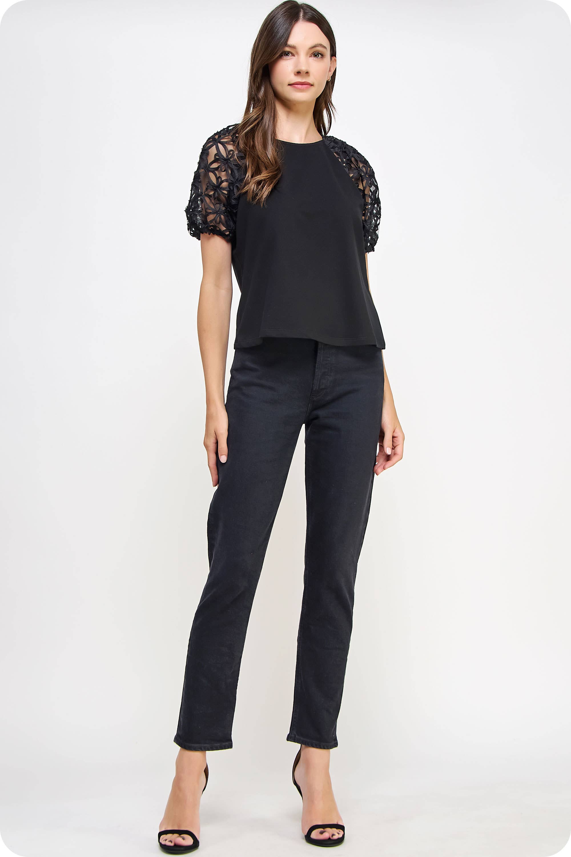 Strut & Bolt - Vente Haut en maille – femme - T-shirt en tricot à manches courtes à texture florale 3D4