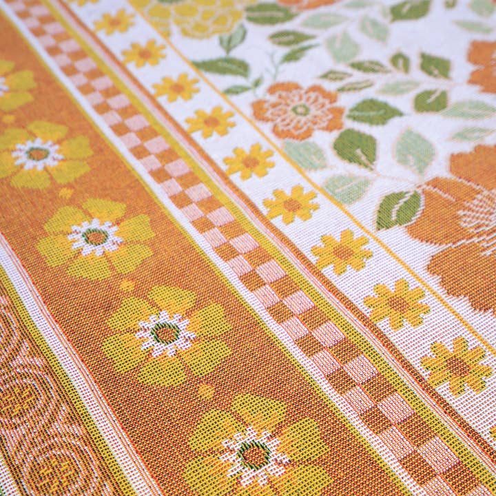 Salty Aura - Wholesale Area Rug - The Golden Rug