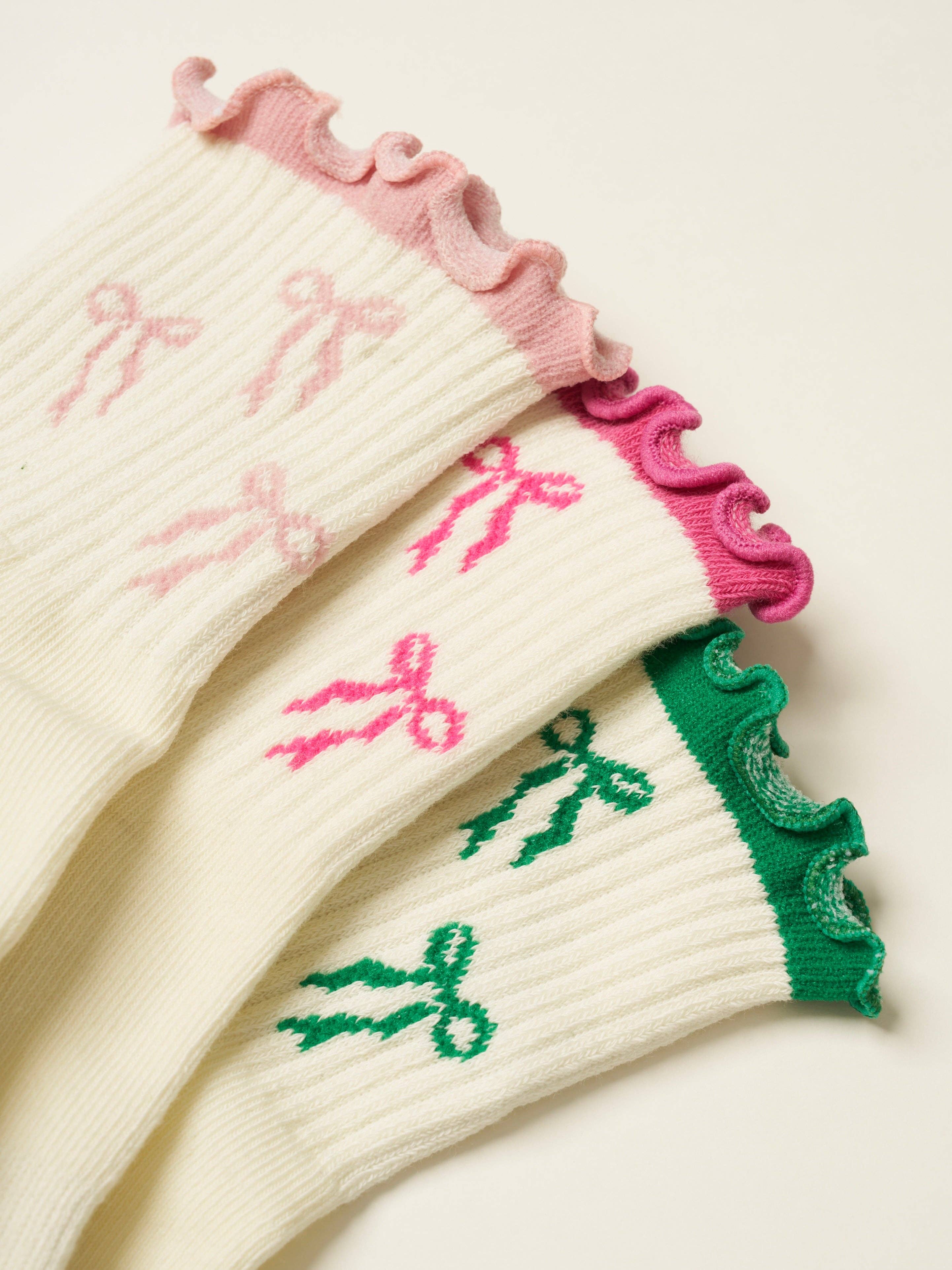 Effortless Club - Wholesale Socks - Women's - 🎀 Bow Ruffle Grip Sock [Soft Pink], Pilates Socks8