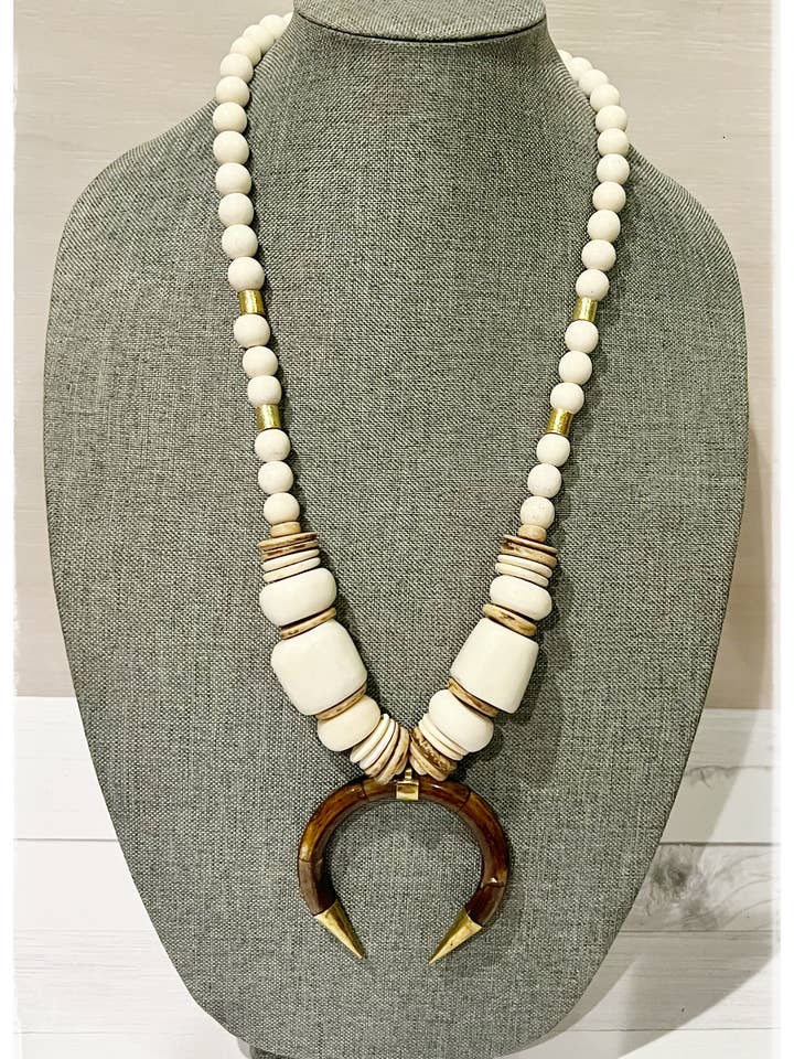Wood & African Bone Bead Lange ketting met hanger van been voor wholesale door GentrybyJenna