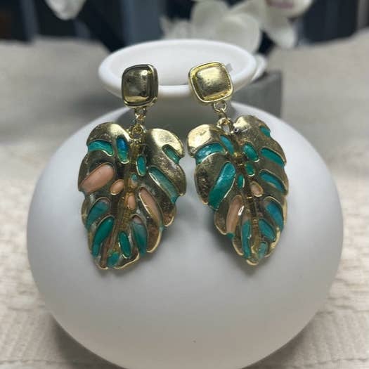 Spring Leaves 286 for wholesale by WEARABLES BY B LLC