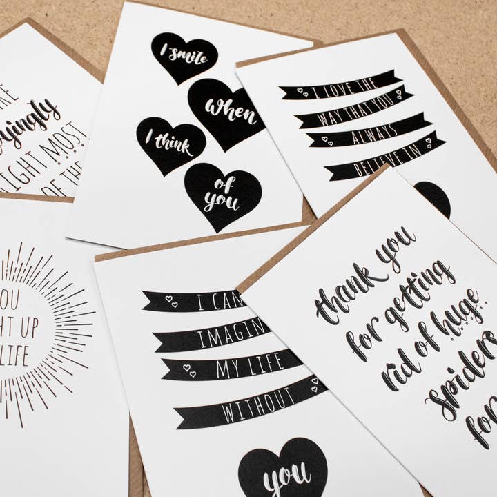 Monokrome Valentinskort Mysteriepakke - UDSALG for engroshandel hos Coulson Macleod (U.S. Duties Paid)