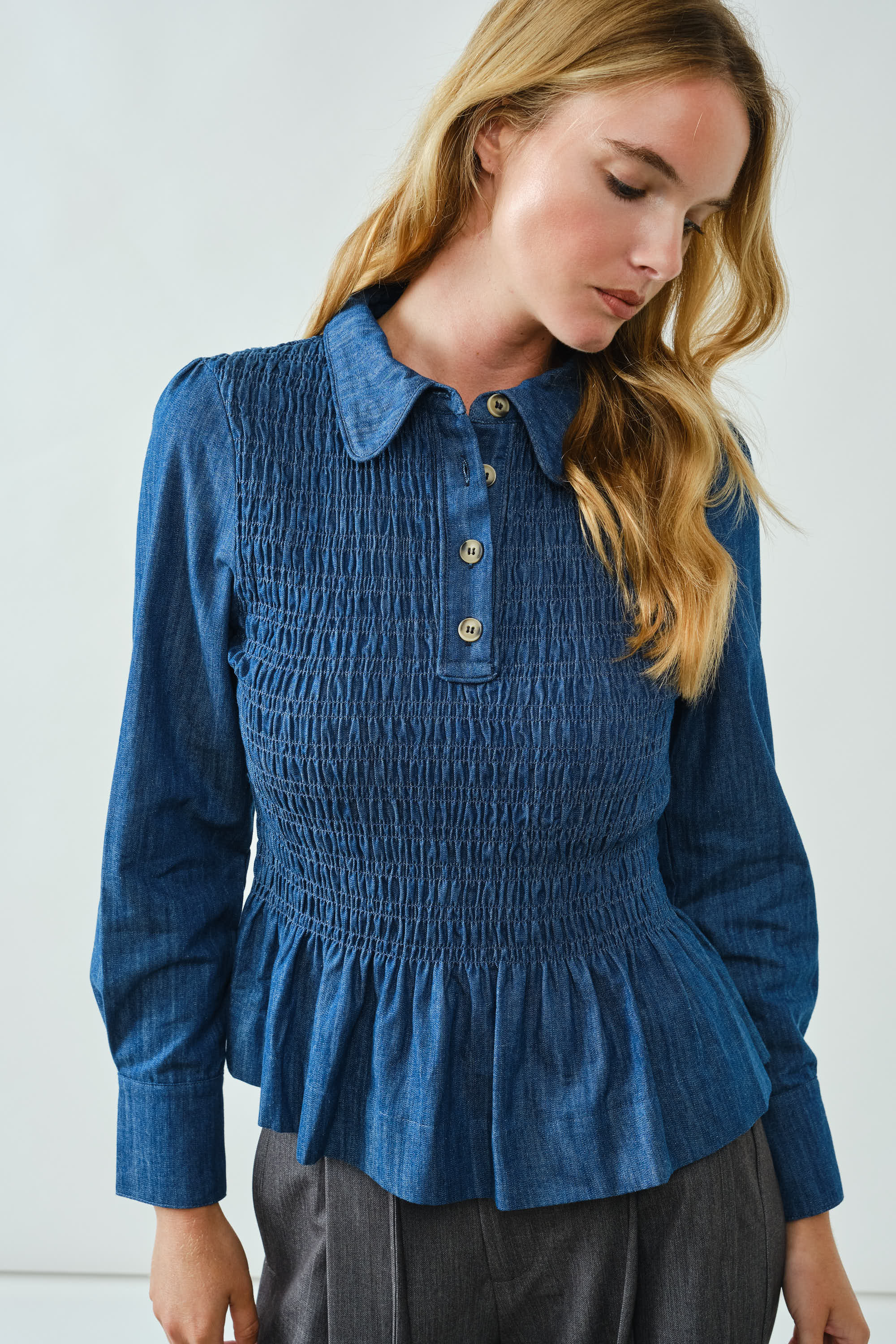 Aaron & Amber - Wholesale Button Down Shirt - Women's - AJT5237 
SMOCKED PETERPAN COLLAR PEPLUM BLOUSE10