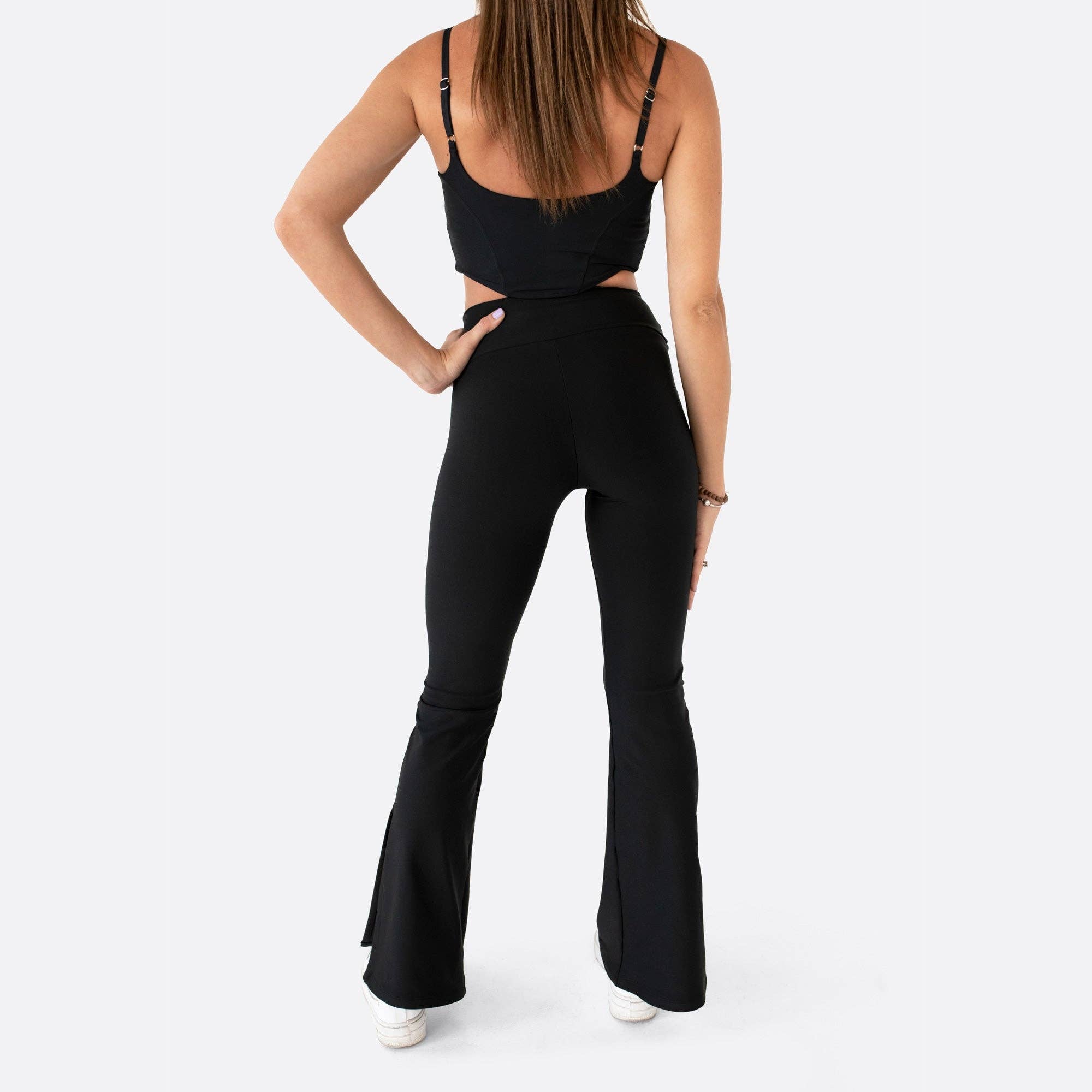 SPLENDORE - Wholesale Activewear Set - Women's - BLACK SET LEGGINGS & CORSET4