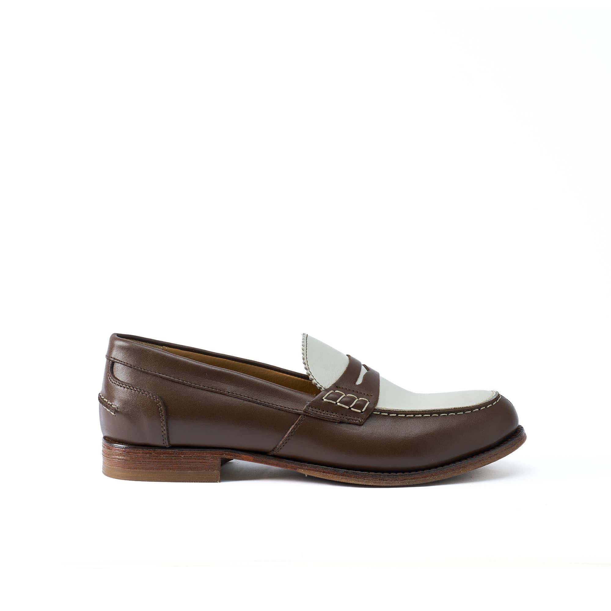 British Passport - Wholesale Loafers - Women's - Brown & White Loafer - Art.BP18470