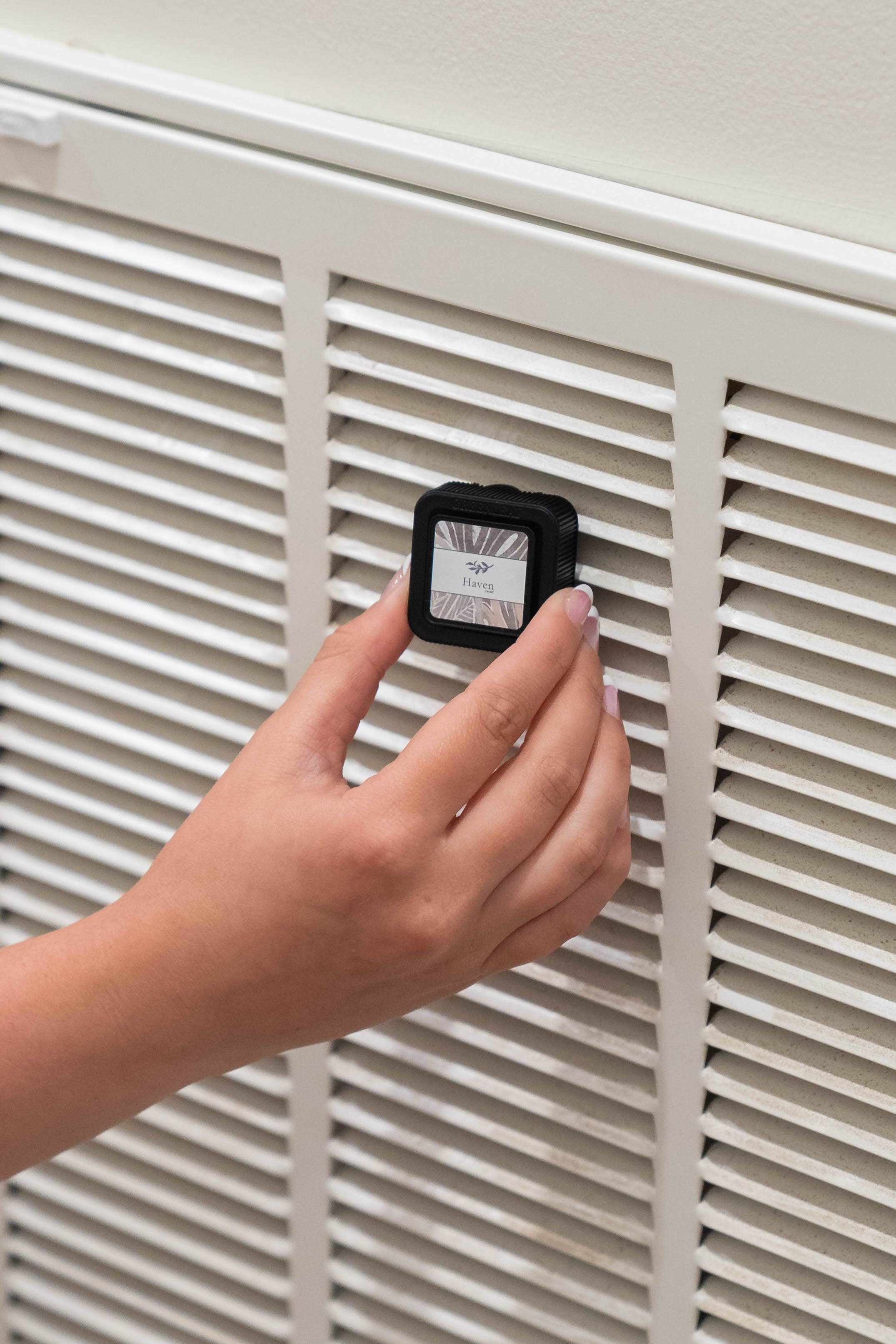 Greenleaf Gifts - Wholesale Car Freshener - Unisex - Haven Auto Vent Clip 12 Pack4