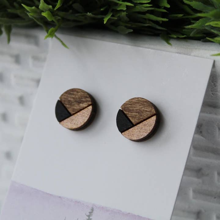 Houten oorbellen in zwart/roségoud voor wholesale door Fiddle & Fox