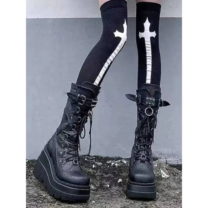 Y2K geschnallte Damenplattformstiefel für den Großhandel von Tourtiwi