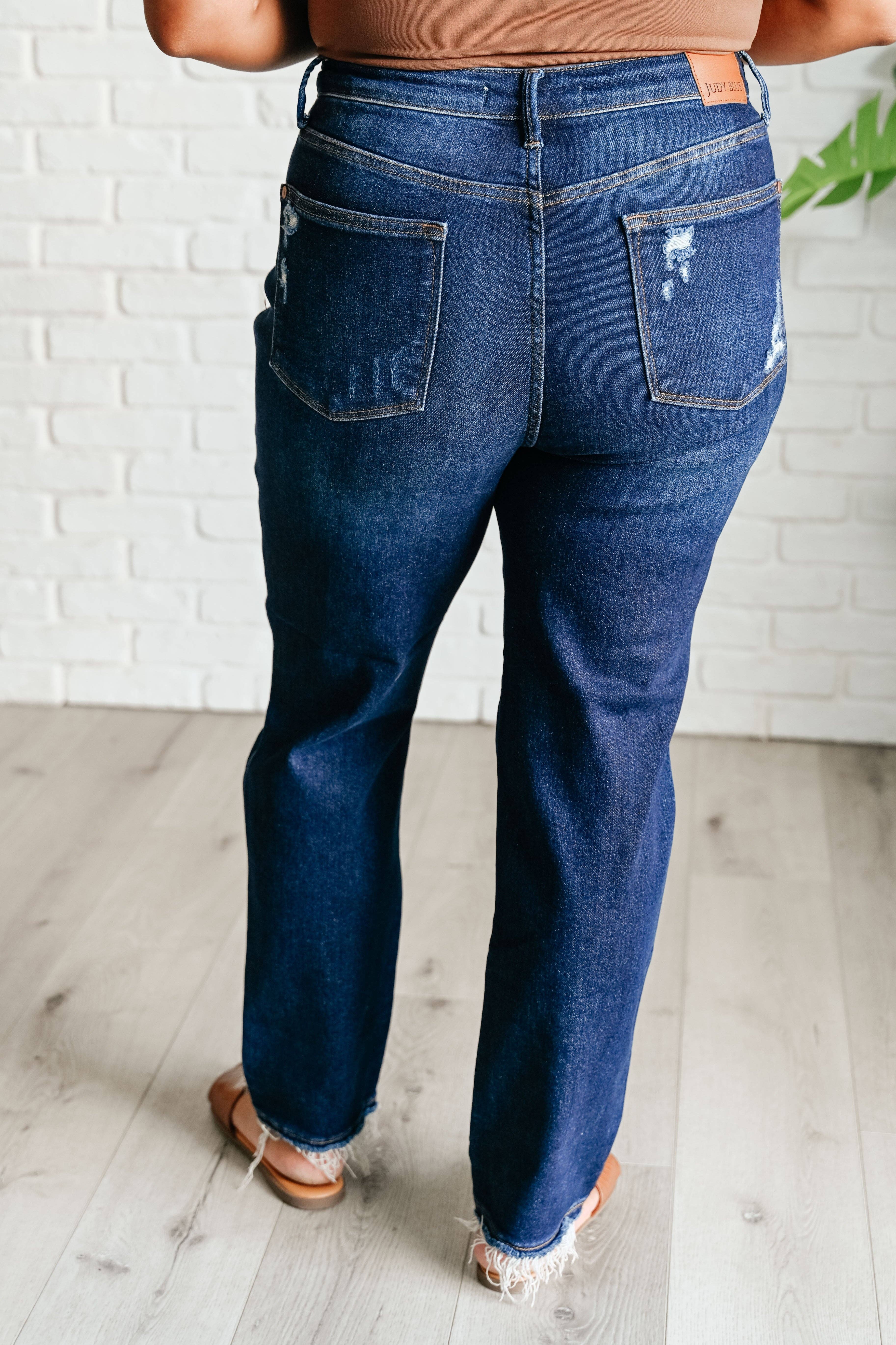 Avenue Wholesale - Vendita all'ingrosso Jeans - Donna - Jeans dritti Judy Blue High Rise Rigid Magic con effetto invecchiato6