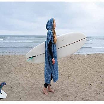 WOMEN SURF, SWIM AND BEACH PONCHO 80IES