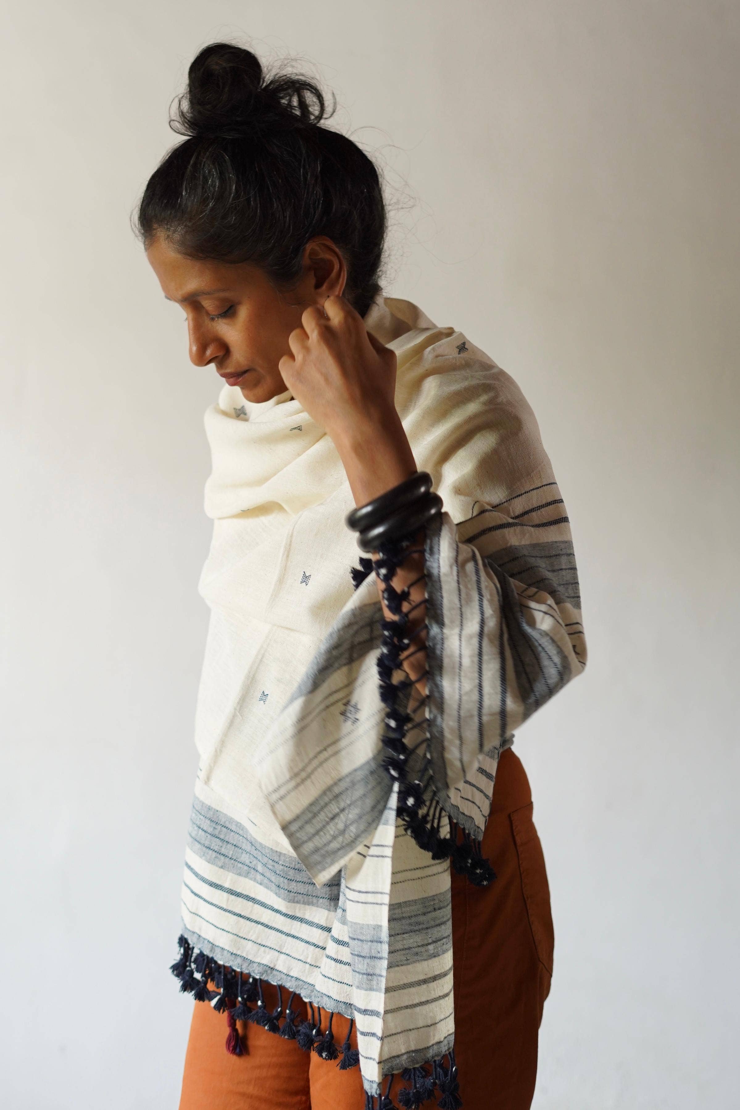 Annahmol - Wholesale Scarf - Unisex - Organic Indigenous Woven Cotton & Natural Dye Scarf10