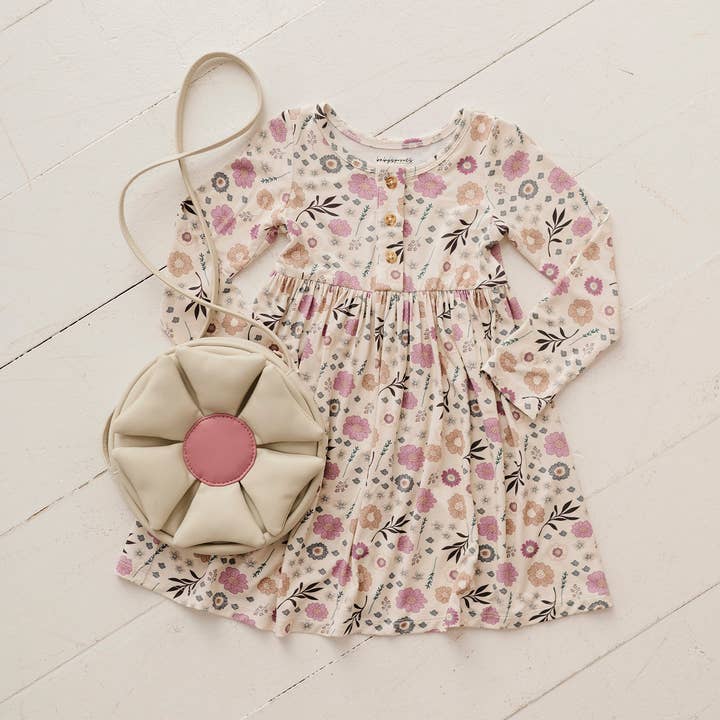 Cream Flower Purse Fall Winter 2025 for wholesale on Faire6