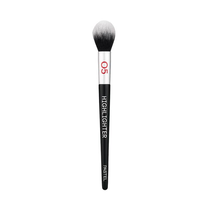 Pastel Profashion Highlighter Brush 05 for wholesale by Pastel Cosmetics UK